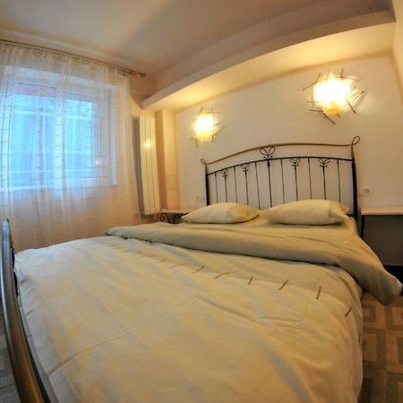 Modern & Central Apartment In North Of Букурещ Екстериор снимка