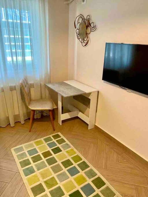 Modern & Central Apartment In North Of Букурещ Екстериор снимка