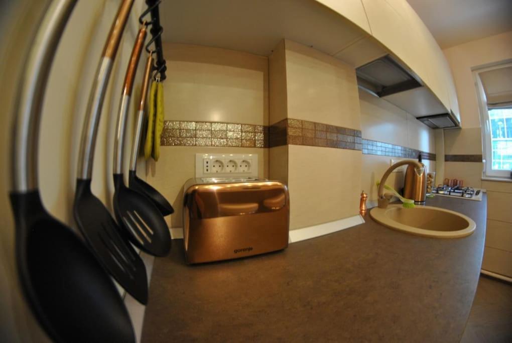 Modern & Central Apartment In North Of Букурещ Екстериор снимка